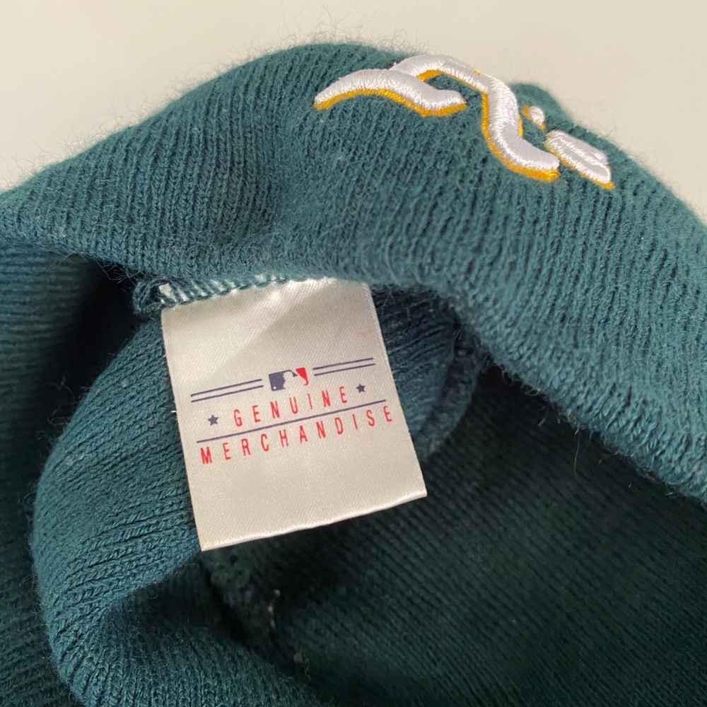 A’S hat - Picture 5 of 6
